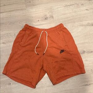 Nike Large Men's Orange Athletic Shorts